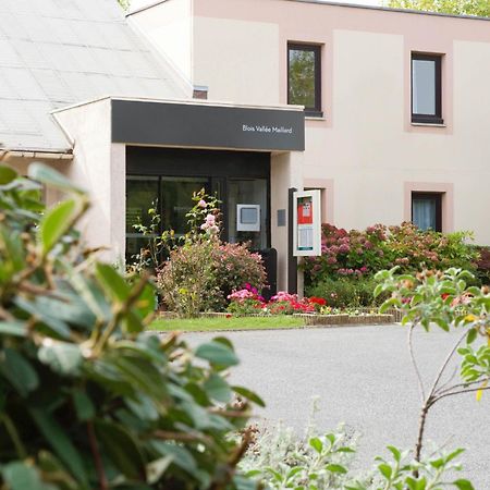 B&B Hotel Blois Nord Vallee Maillard Bagian luar foto