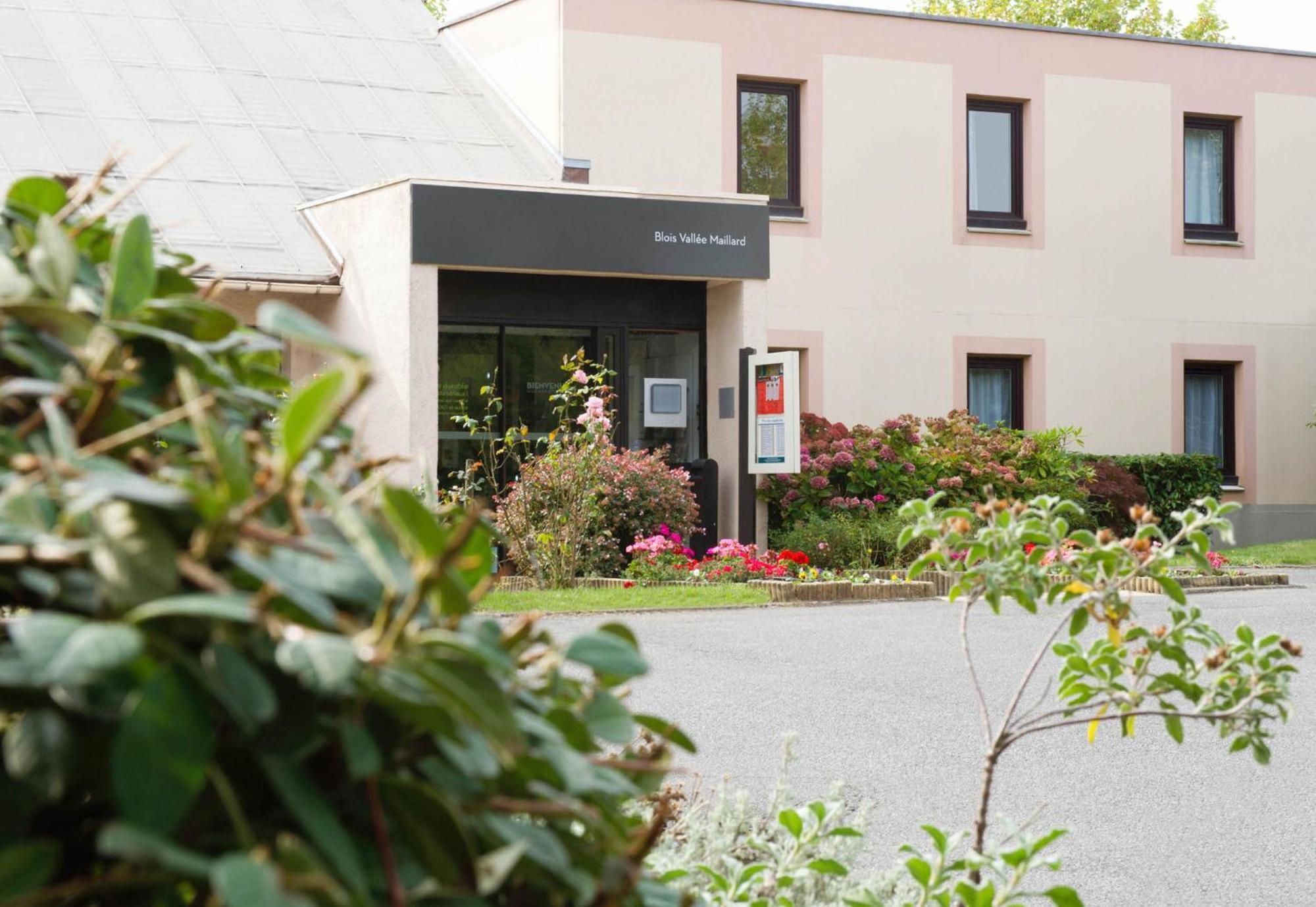 B&B Hotel Blois Nord Vallee Maillard Bagian luar foto