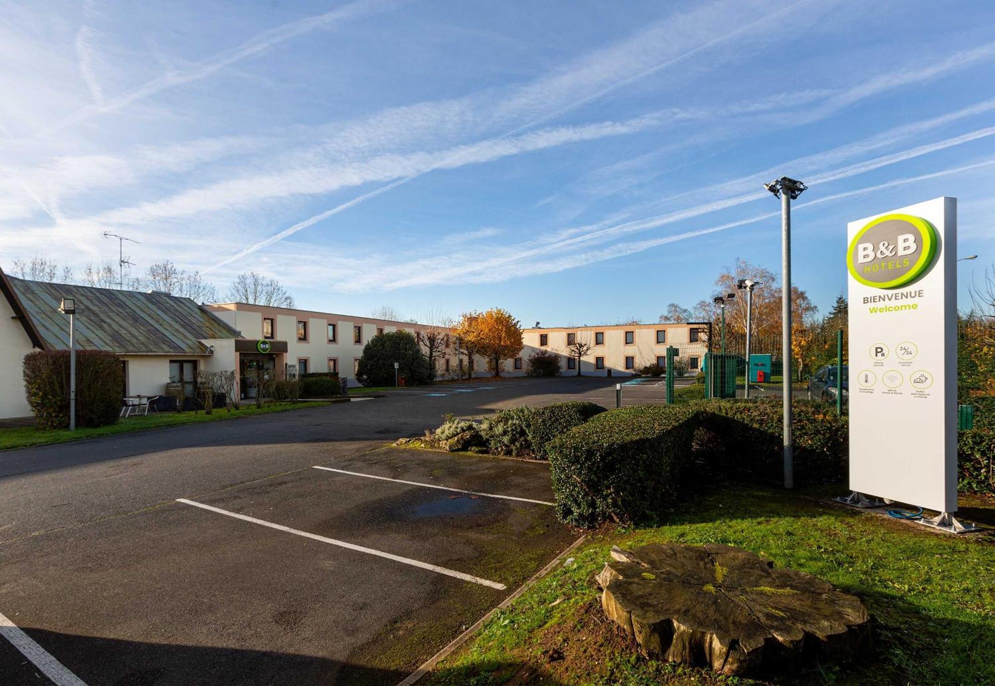 B&B Hotel Blois Nord Vallee Maillard Bagian luar foto