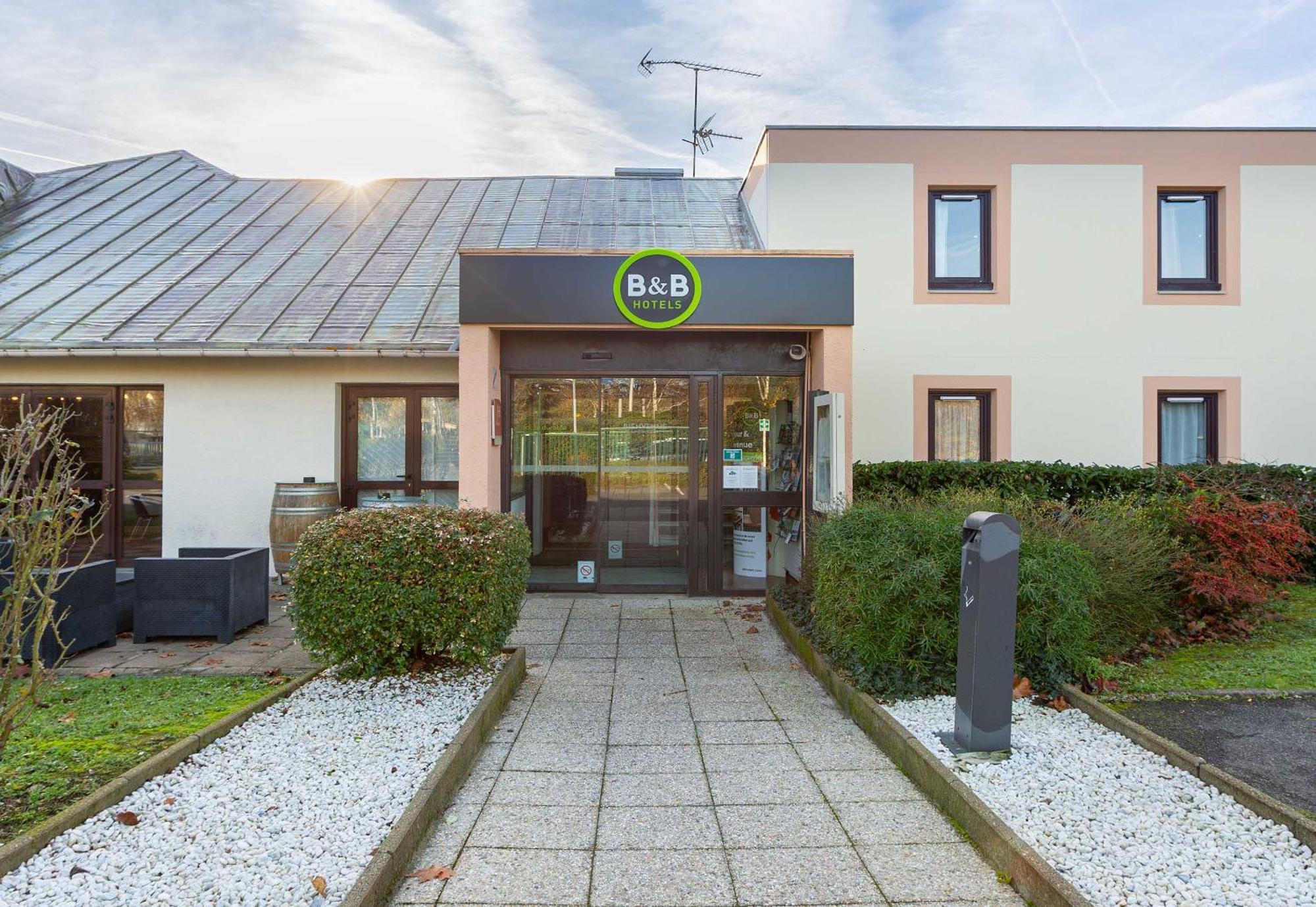 B&B Hotel Blois Nord Vallee Maillard Bagian luar foto