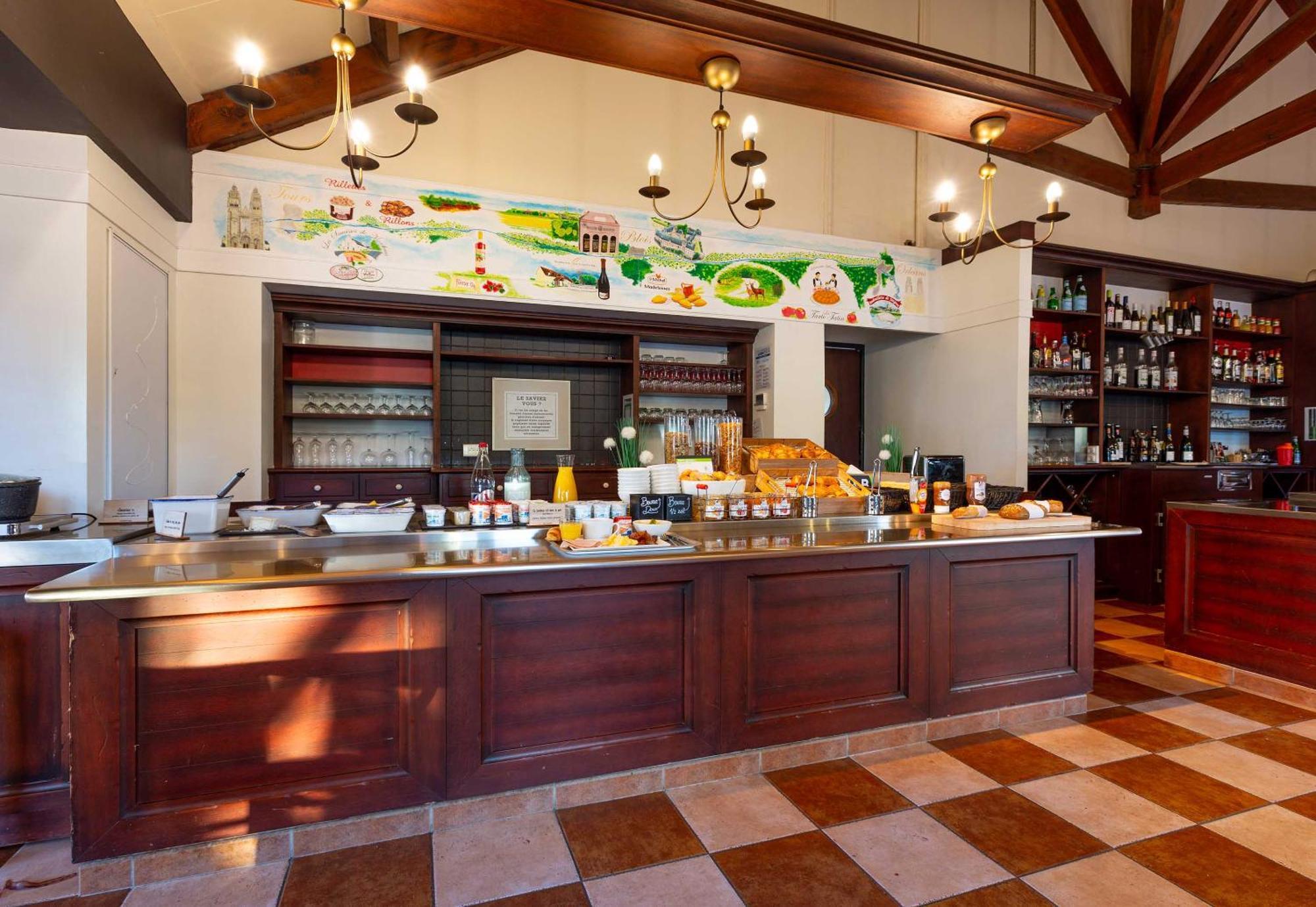 B&B Hotel Blois Nord Vallee Maillard Bagian luar foto