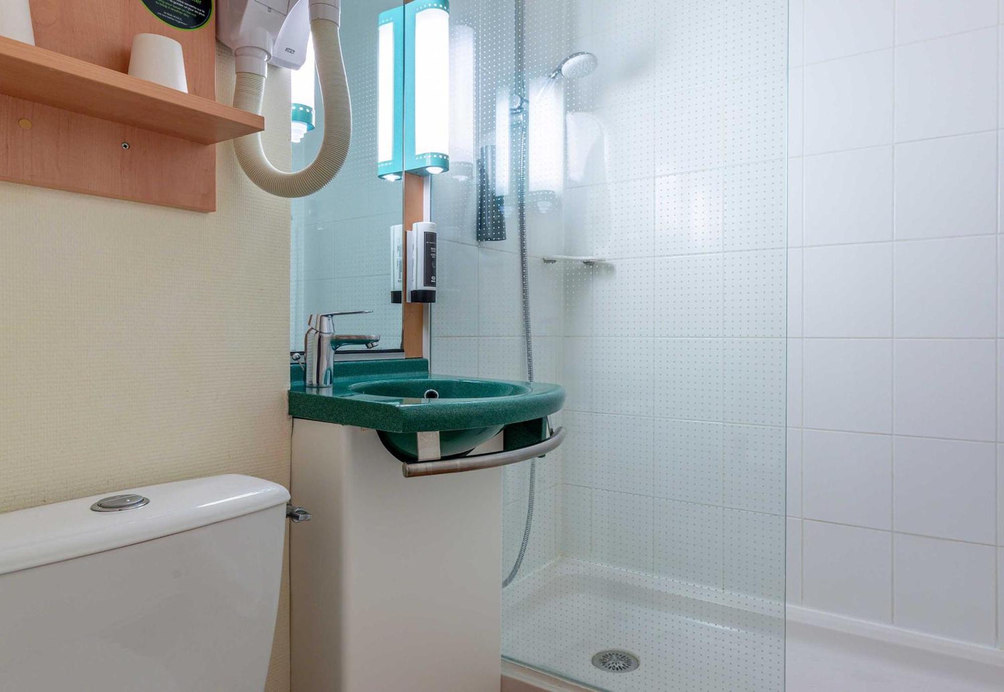 B&B Hotel Blois Nord Vallee Maillard Bagian luar foto