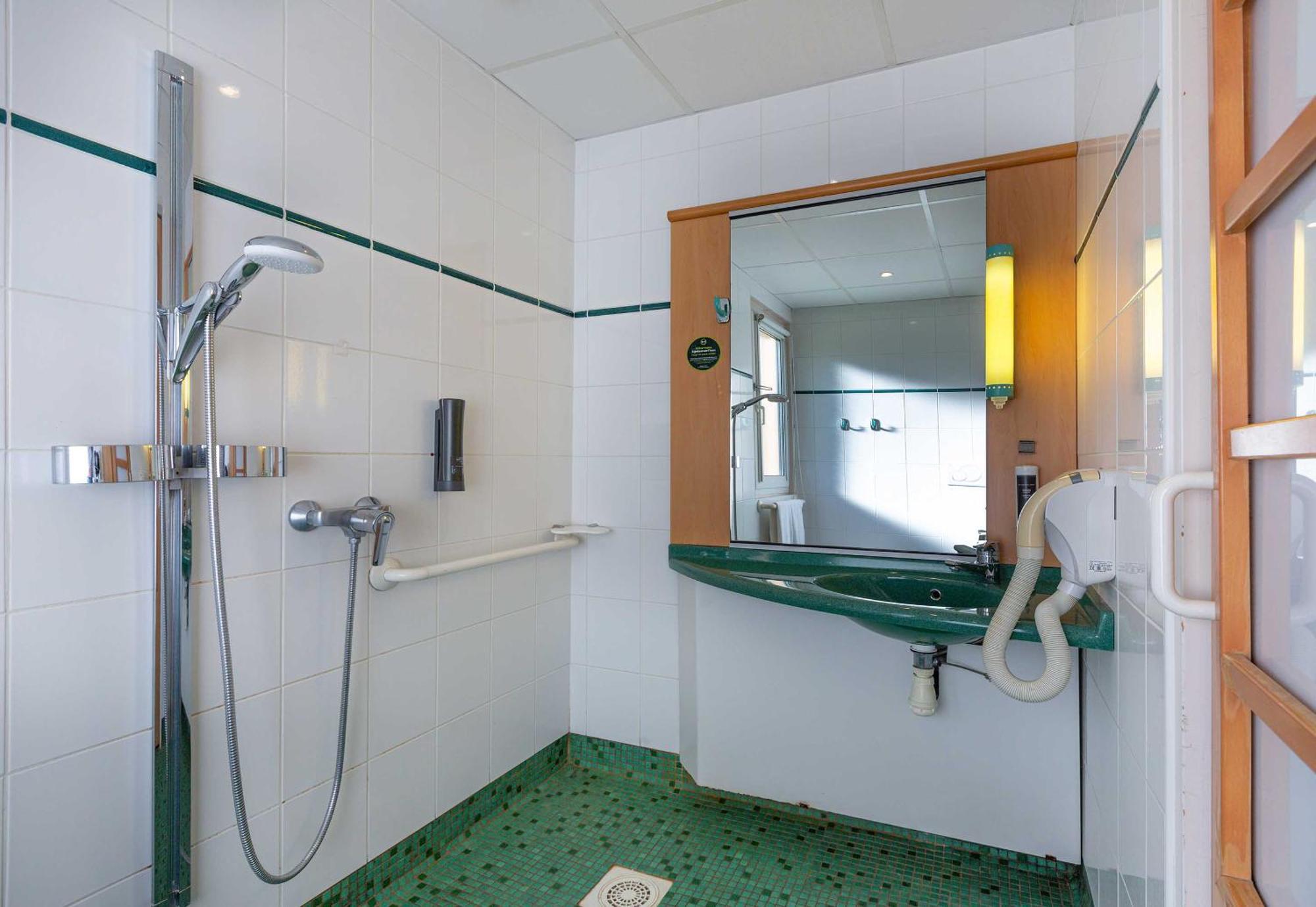 B&B Hotel Blois Nord Vallee Maillard Bagian luar foto